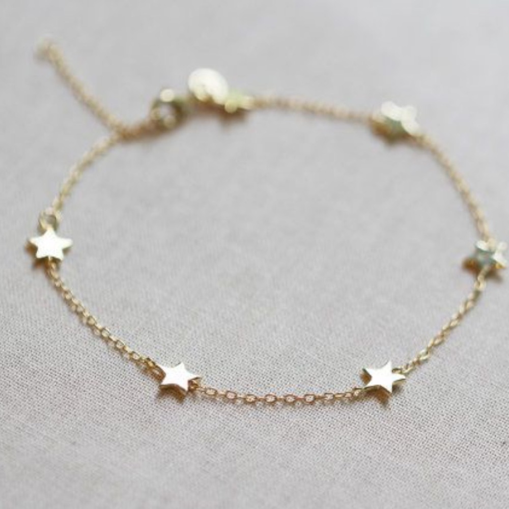 Dainty Star Charm Gold Bracelet